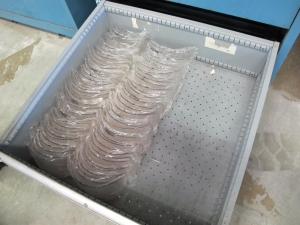 LISTA HEAVY DUTY 10-DRAWER PARTS CABINET W/ CONTENTS (W-44) LOADING & HANDLING FEE $25-